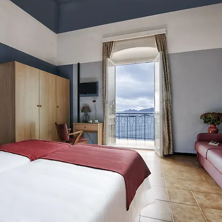 Hotel Italia E Lido 3*